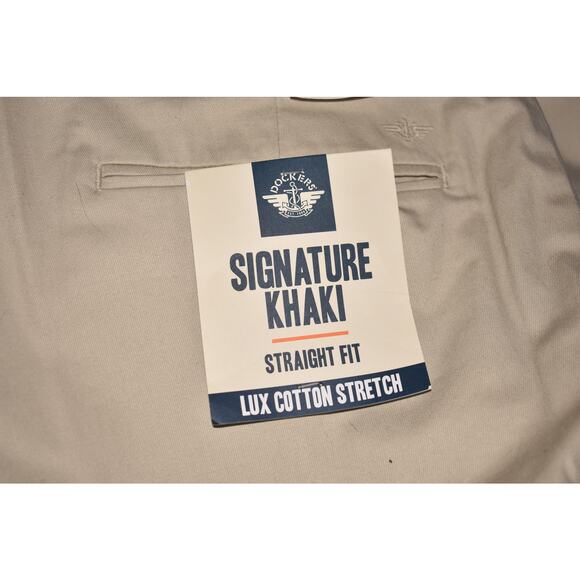 DOCKERS NEW $62 Signature Khaki‎ Flat Front Pant Flex Comfort Waistband Men's 40 - Picture 3 of 4